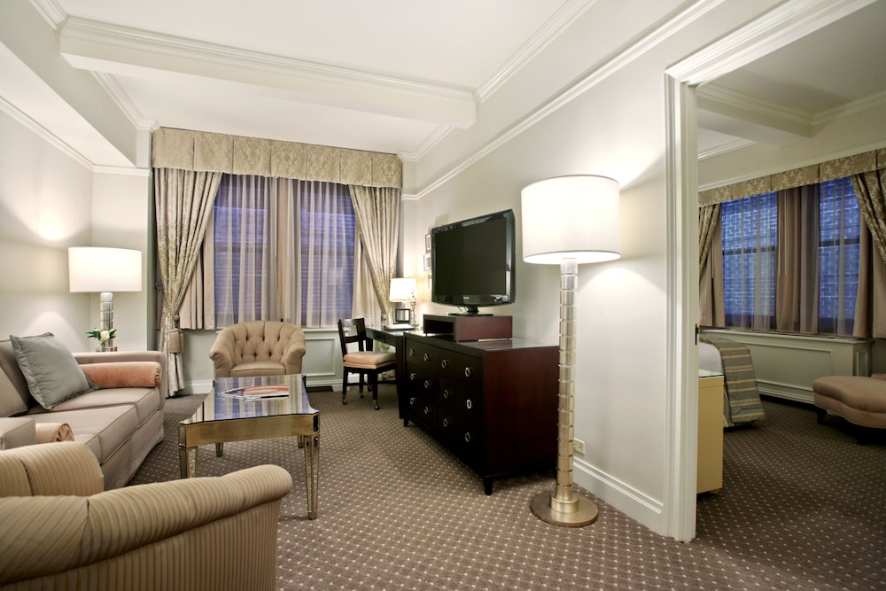 Warwick New York — Hotel rooms in New York City, New York State