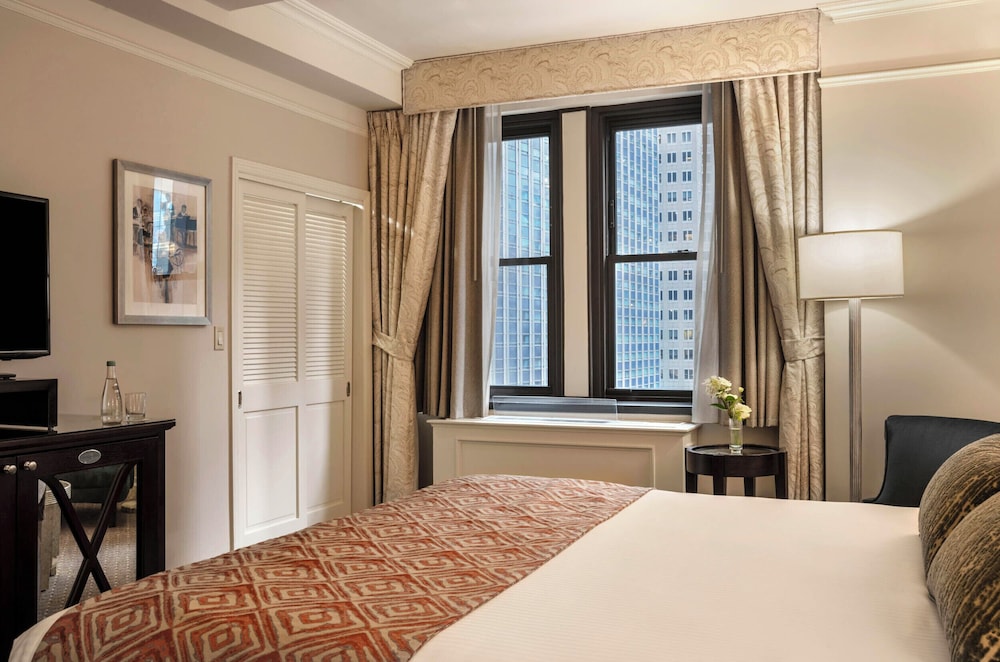 Warwick New York — Hotel rooms in New York City, New York State