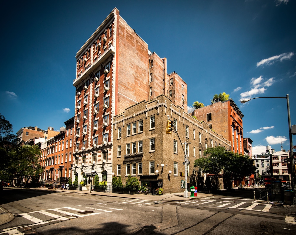 Washington Square Hotel by Library Hotel Collection — Hotel building in New York City, New York State