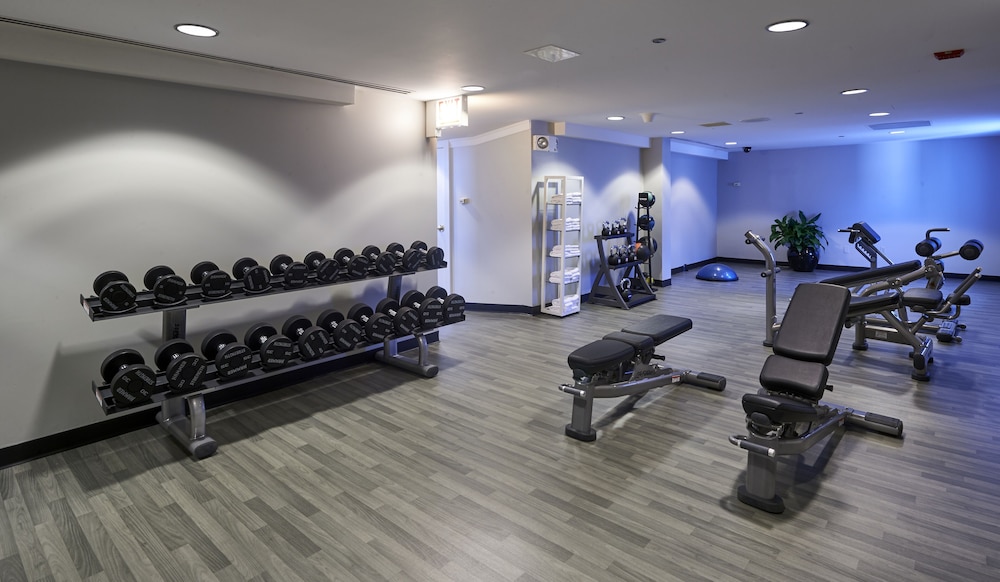 Warwick Allerton - Chicago — Sports & recreation in Chicago, Illinois