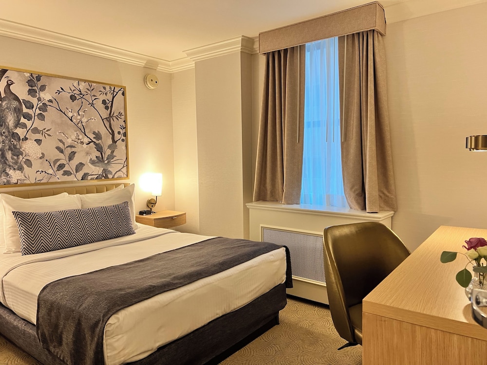 Warwick Allerton - Chicago — Hotel rooms in Chicago, Illinois