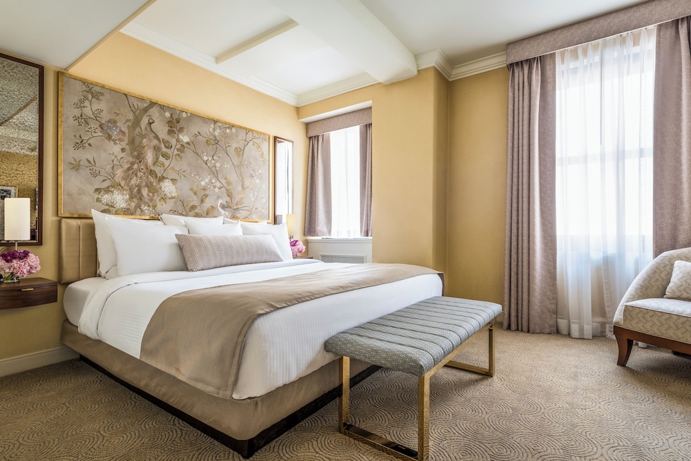 Warwick Allerton - Chicago — Hotel rooms in Chicago, Illinois