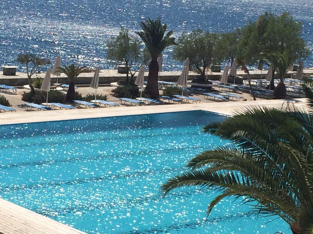 Ramada by Wyndham Loutraki Poseidon Resort - zdjęcie 3