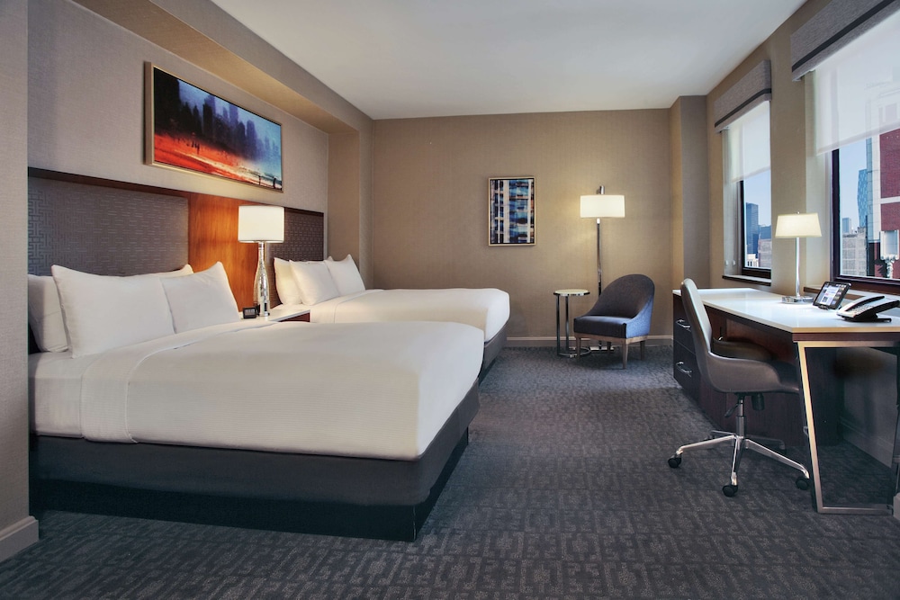 Hilton Chicago — Hotel rooms in Chicago, Illinois