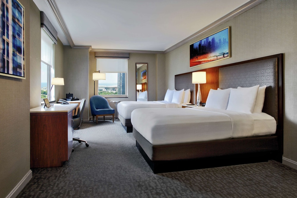 Hilton Chicago — Hotel rooms in Chicago, Illinois