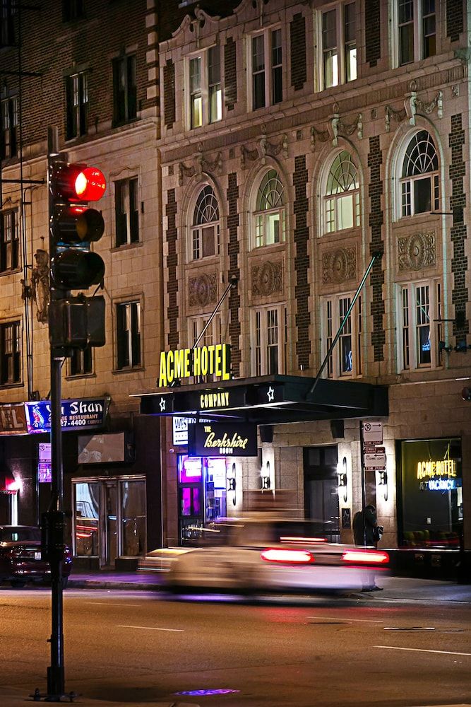 ACME Hotel Chicago, Outset Collection by Hilton