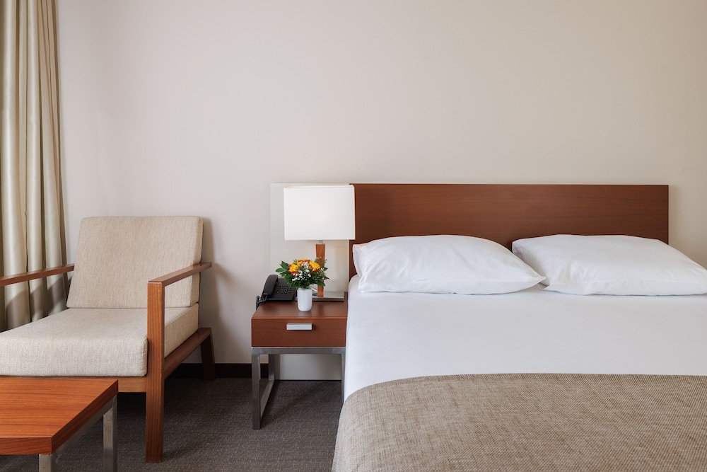 Hotel Albatros Plava Laguna — Hotel rooms in Poreč, Istria