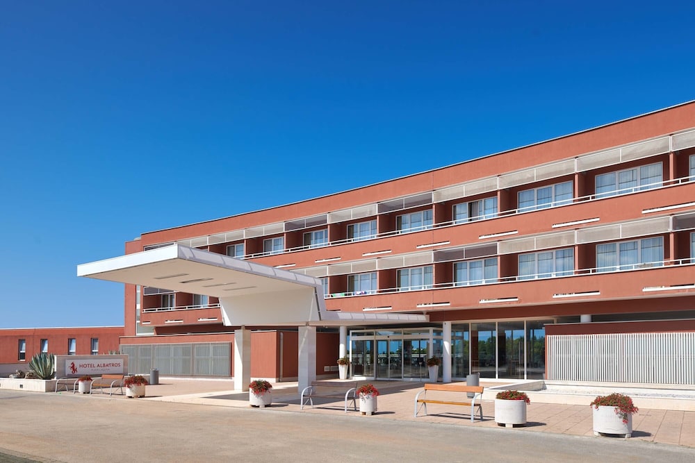 Hotel Albatros Plava Laguna — Hotel building in Poreč, Istria