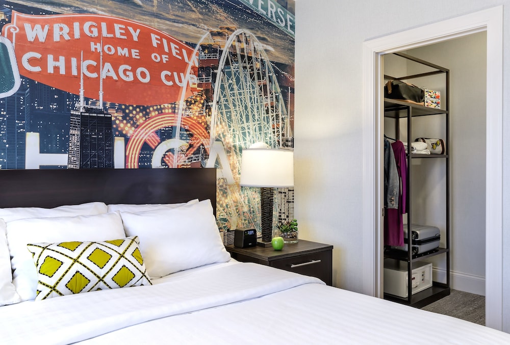 Hotel Versey Chicago Lincoln Park — Hotel rooms in Chicago, Illinois