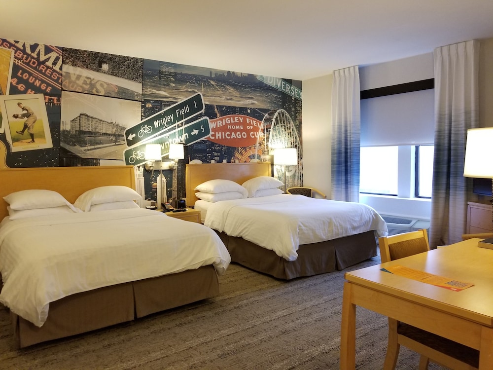Hotel Versey Chicago Lincoln Park — Hotel rooms in Chicago, Illinois