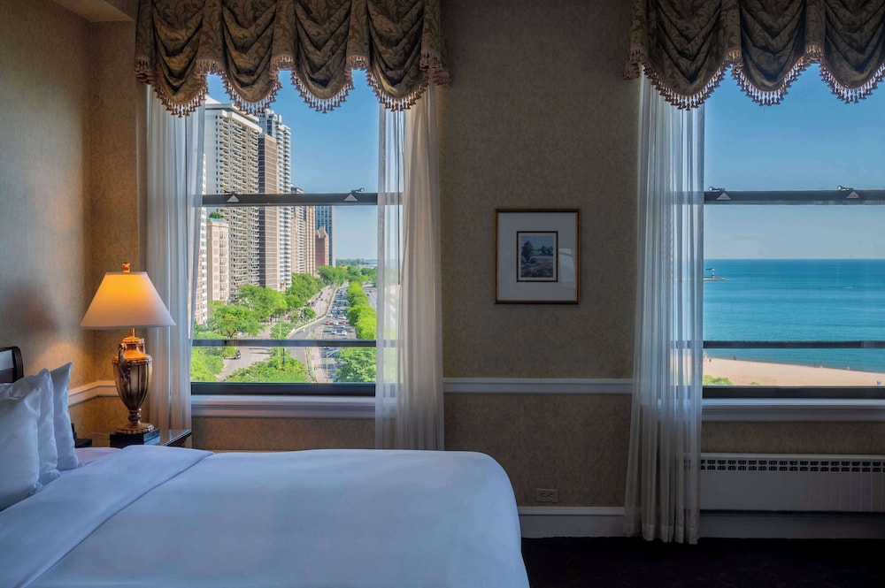 The Drake — Hotel rooms in Chicago, Illinois