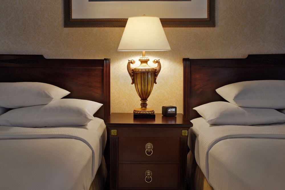 The Drake — Hotel rooms in Chicago, Illinois