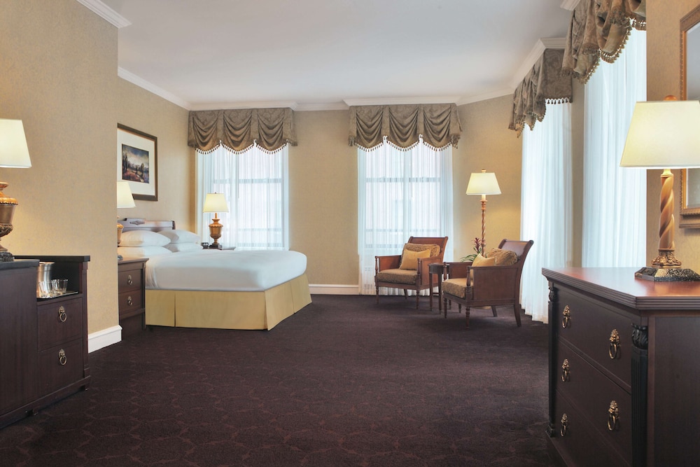 The Drake — Hotel rooms in Chicago, Illinois