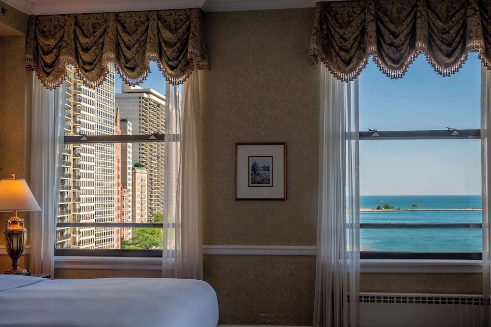 The Drake — Hotel rooms in Chicago, Illinois