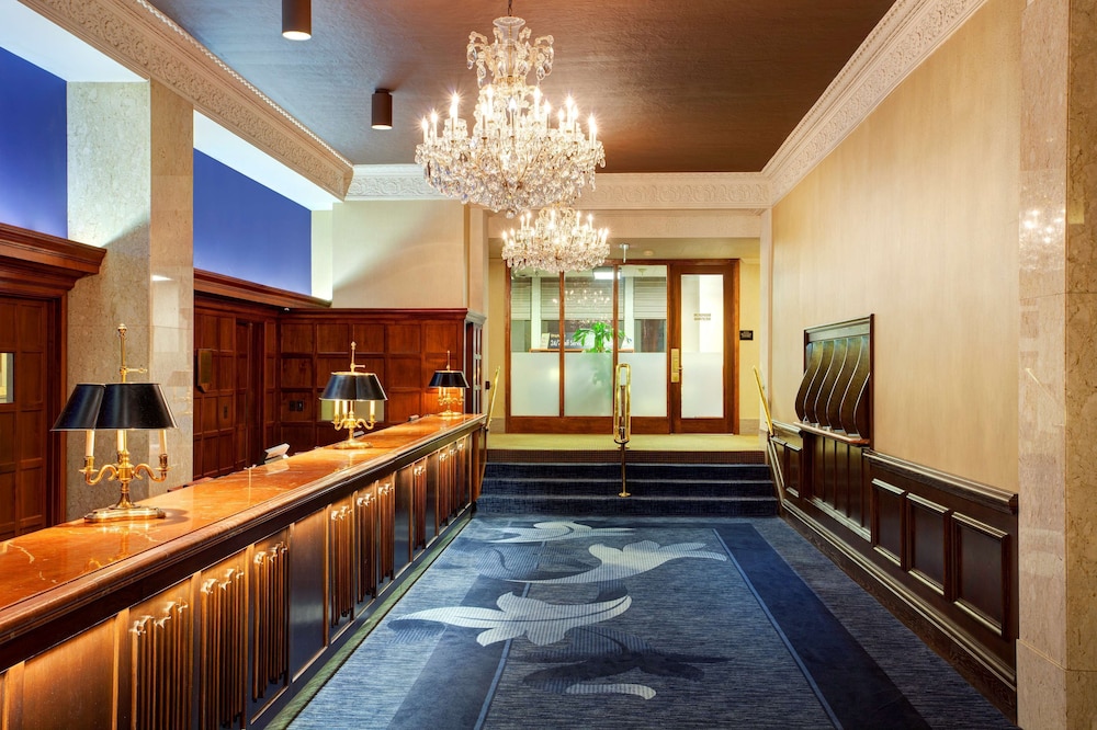 The Drake — Hotel building in Chicago, Illinois