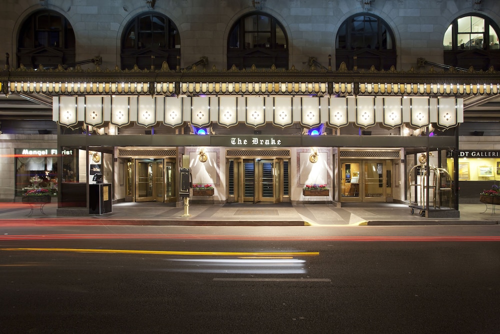 The Drake — Hotel building in Chicago, Illinois