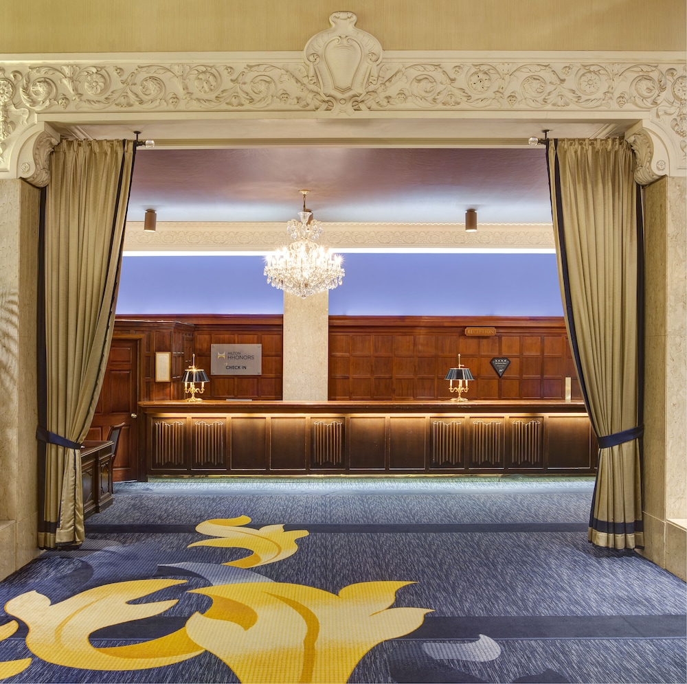 The Drake — Hotel building in Chicago, Illinois