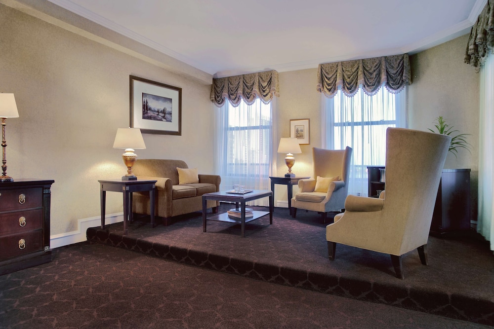 The Drake — Hotel rooms in Chicago, Illinois