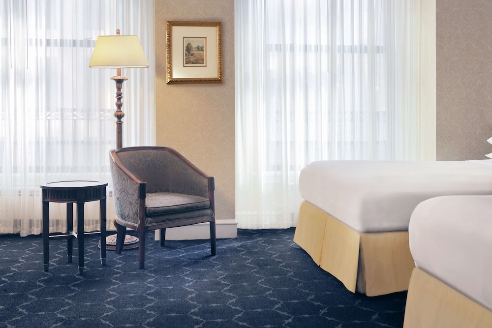 The Drake — Hotel rooms in Chicago, Illinois