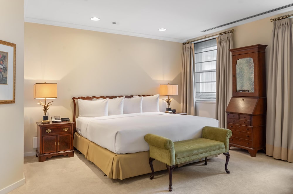 The Drake — Hotel rooms in Chicago, Illinois