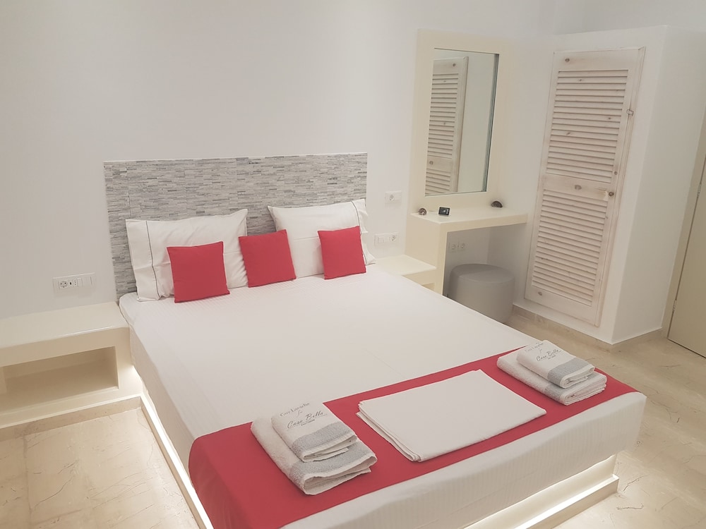 Casa Bella — Hotel rooms in Kamari, South Aegean