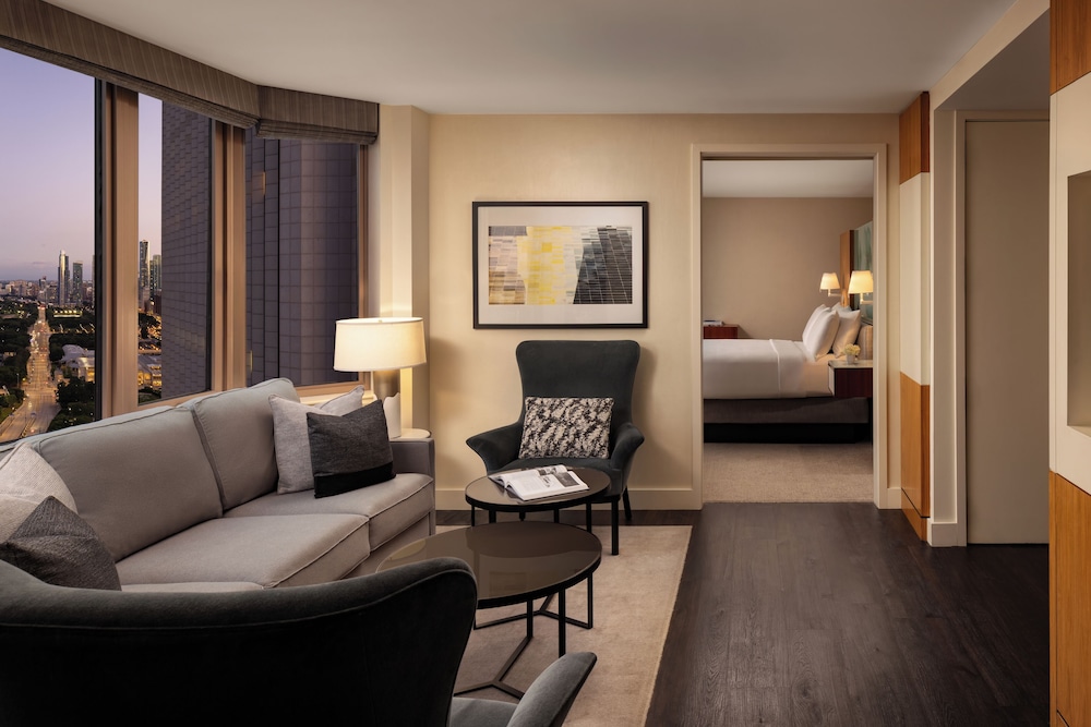 Fairmont Chicago at Millennium Park — Hotel rooms in Chicago, Illinois