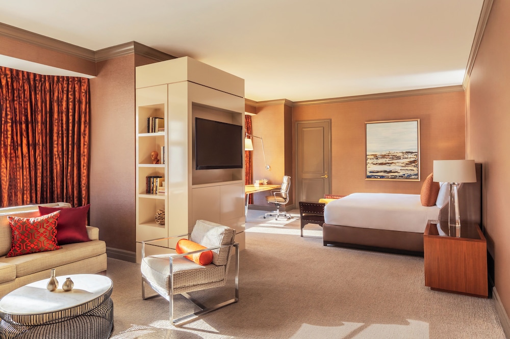 Fairmont Chicago at Millennium Park — Hotel rooms in Chicago, Illinois