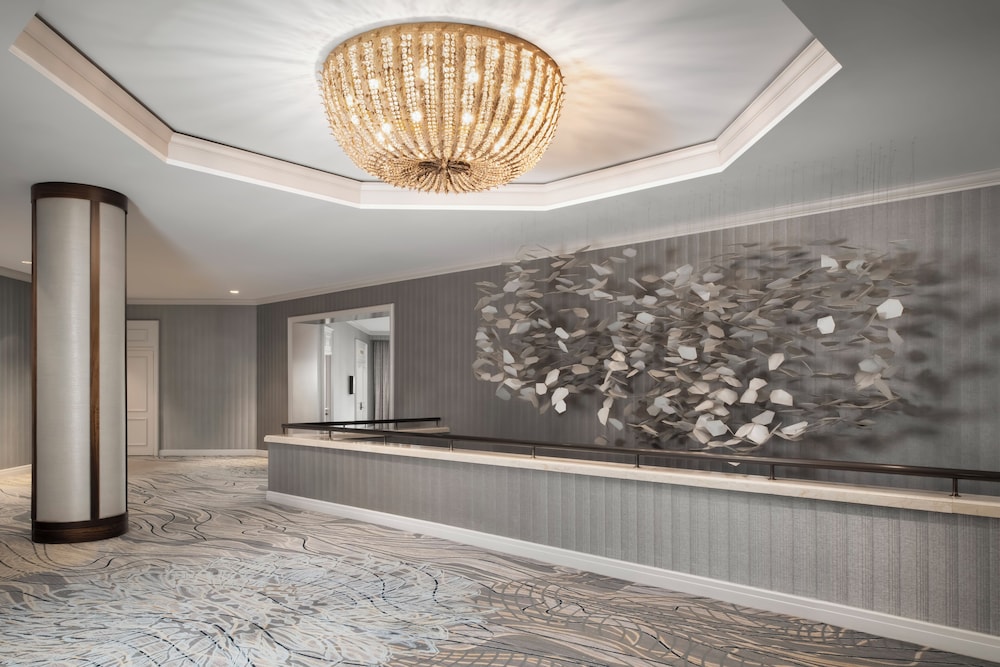Fairmont Chicago at Millennium Park — Hotel building in Chicago, Illinois