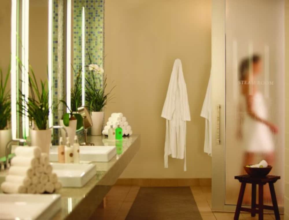 Fairmont Chicago at Millennium Park — Spa in Chicago, Illinois