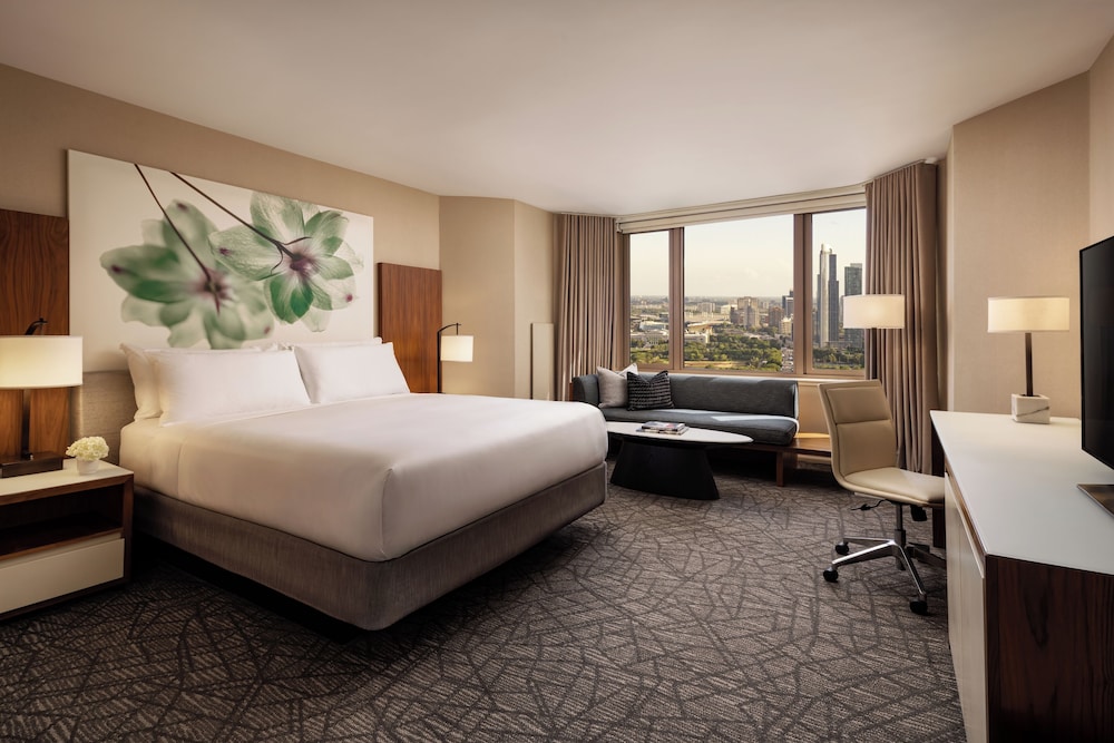 Fairmont Chicago at Millennium Park — Hotel rooms in Chicago, Illinois