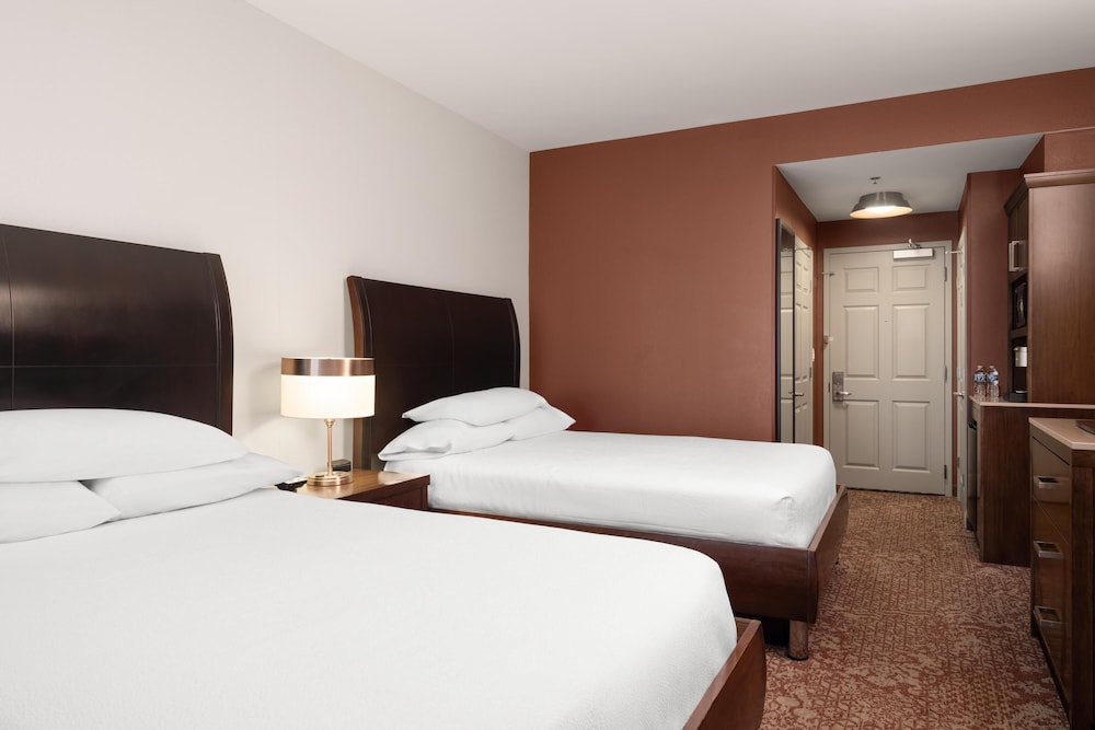 Hilton Garden Inn Chicago Downtown/Magnificent Mile — Hotel rooms in Chicago, Illinois