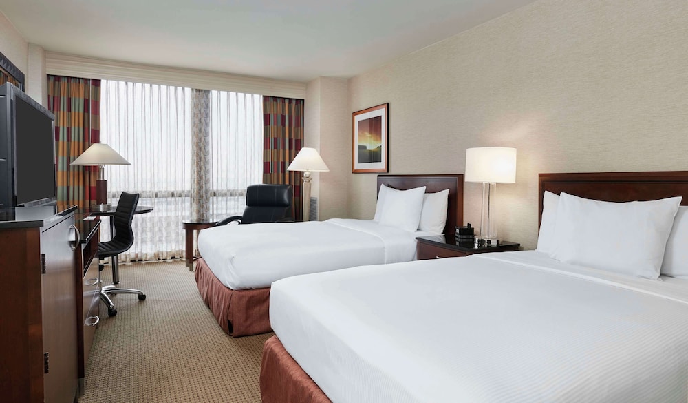 Hilton Chicago O'Hare Airport — Hotel rooms in Chicago, Illinois