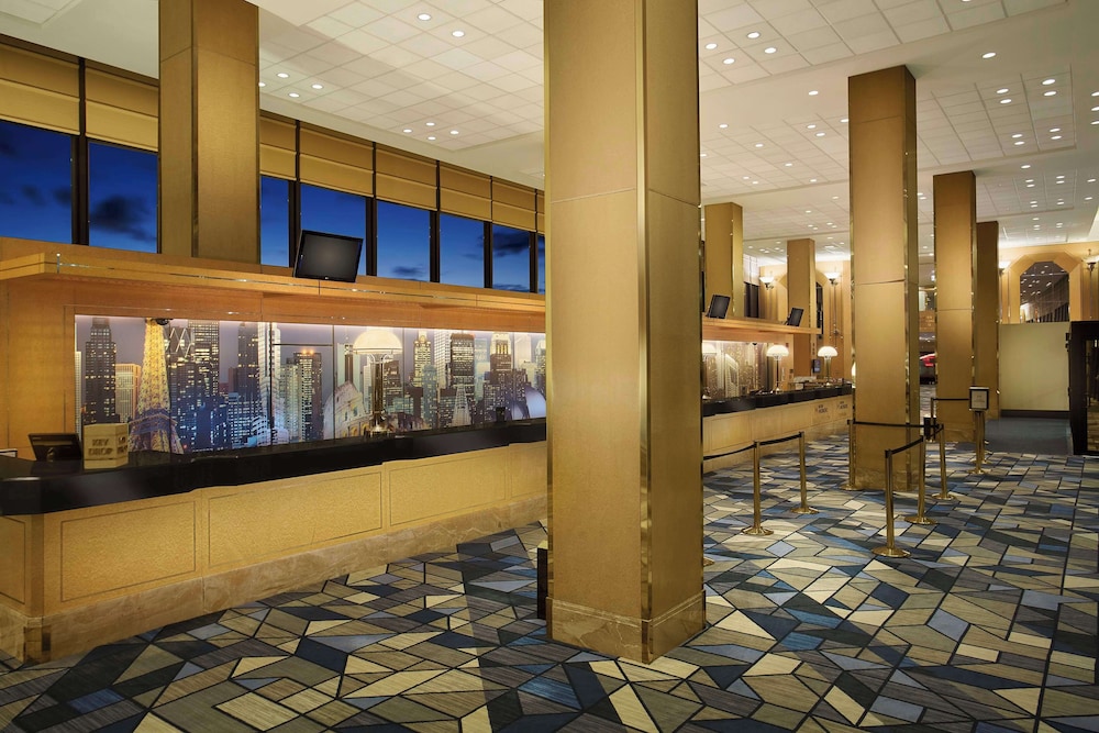 Hilton Chicago O'Hare Airport — Hotel building in Chicago, Illinois