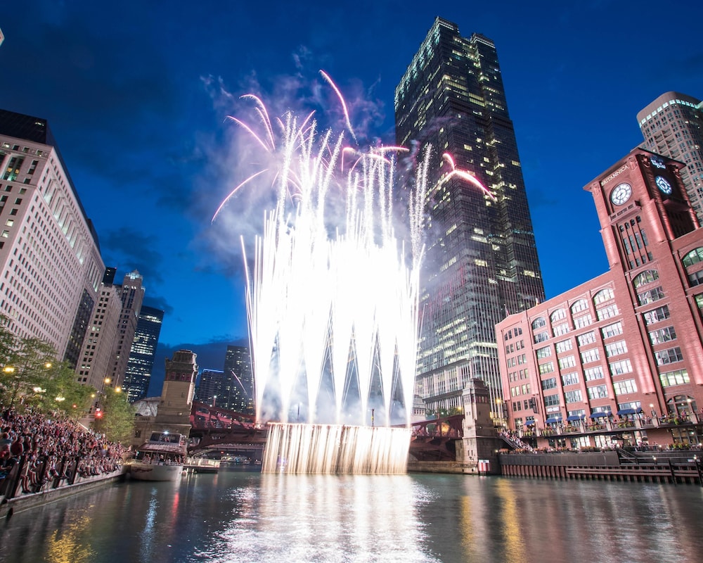 Hyatt Regency Chicago — Attractions in the area in Chicago, Illinois