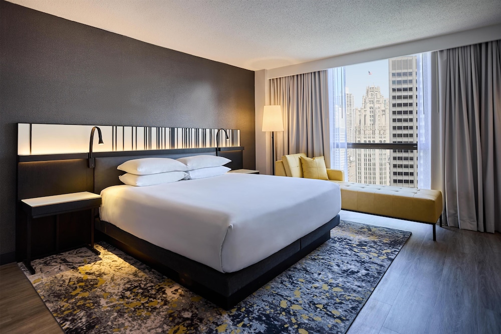 Hyatt Regency Chicago — Hotel rooms in Chicago, Illinois