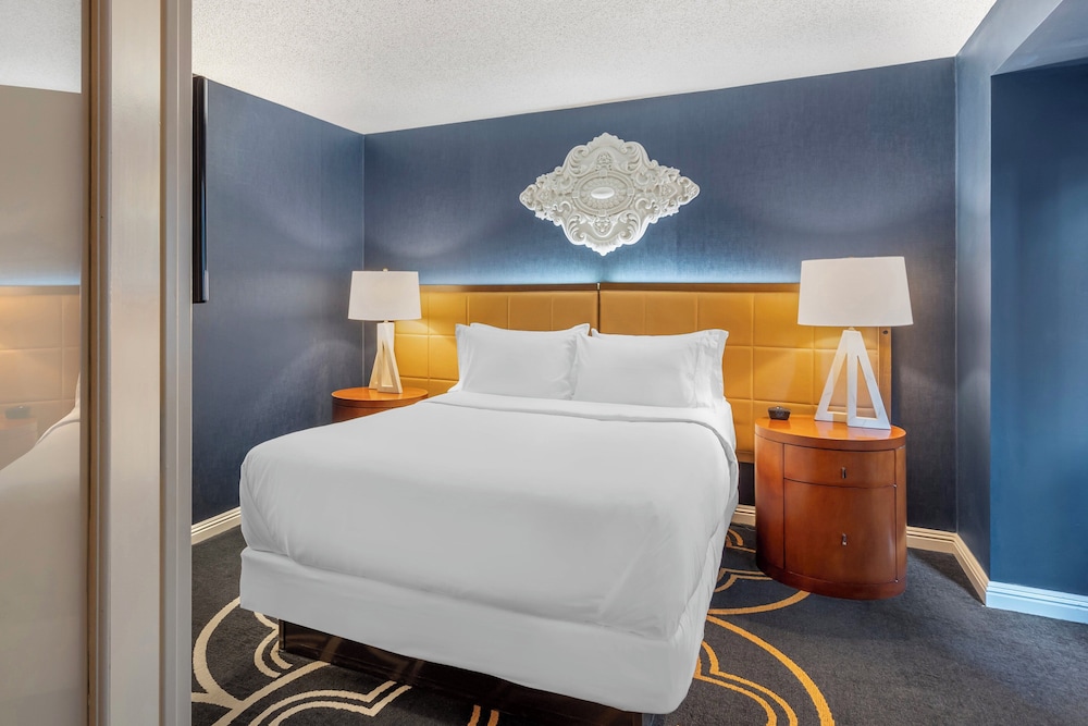 Omni Chicago Hotel — Hotel rooms in Chicago, Illinois