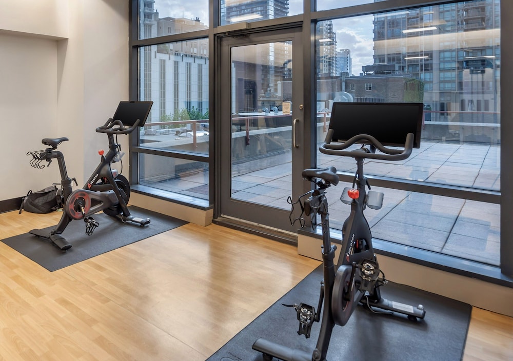 Omni Chicago Hotel — Sports & recreation in Chicago, Illinois