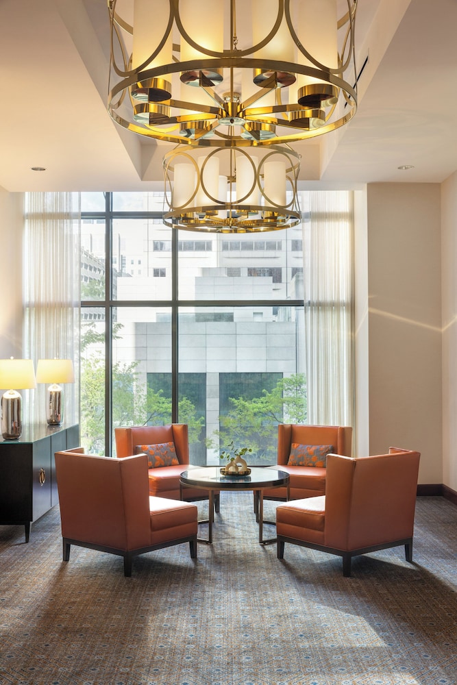 Omni Chicago Hotel — Hotel rooms in Chicago, Illinois