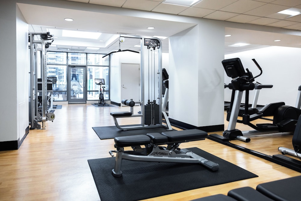 Omni Chicago Hotel — Sports & recreation in Chicago, Illinois