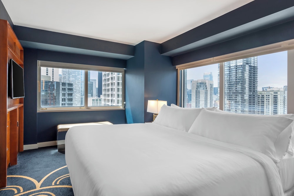 Omni Chicago Hotel — Hotel rooms in Chicago, Illinois