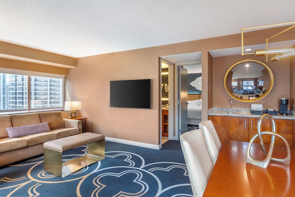 Omni Chicago Hotel — Hotel rooms in Chicago, Illinois