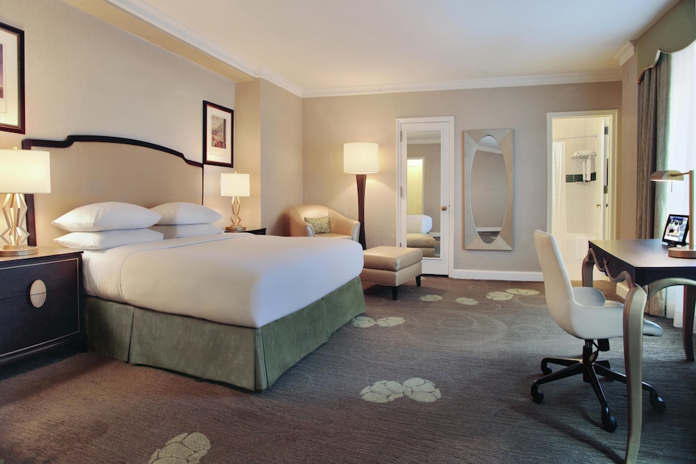 Palmer House a Hilton Hotel — Hotel rooms in Chicago, Illinois