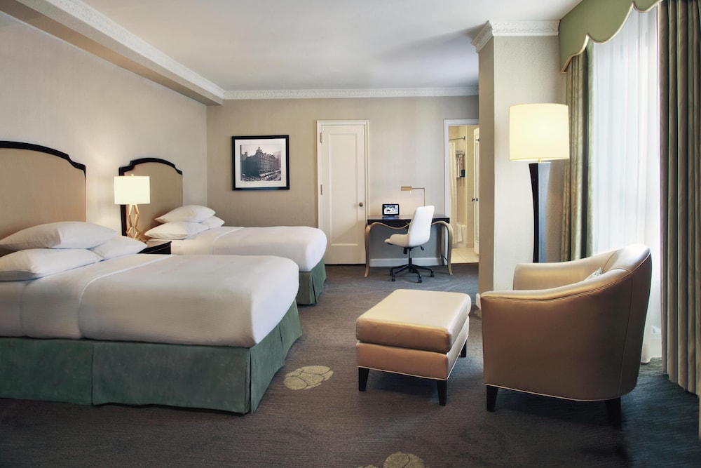Palmer House a Hilton Hotel — Hotel rooms in Chicago, Illinois