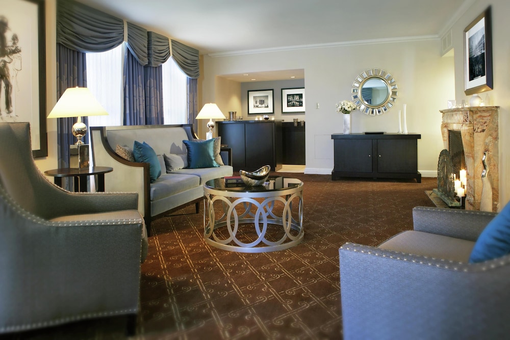 Palmer House a Hilton Hotel — Hotel rooms in Chicago, Illinois