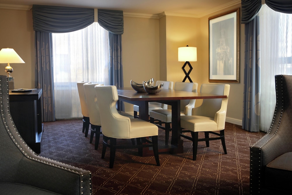 Palmer House a Hilton Hotel — Hotel rooms in Chicago, Illinois