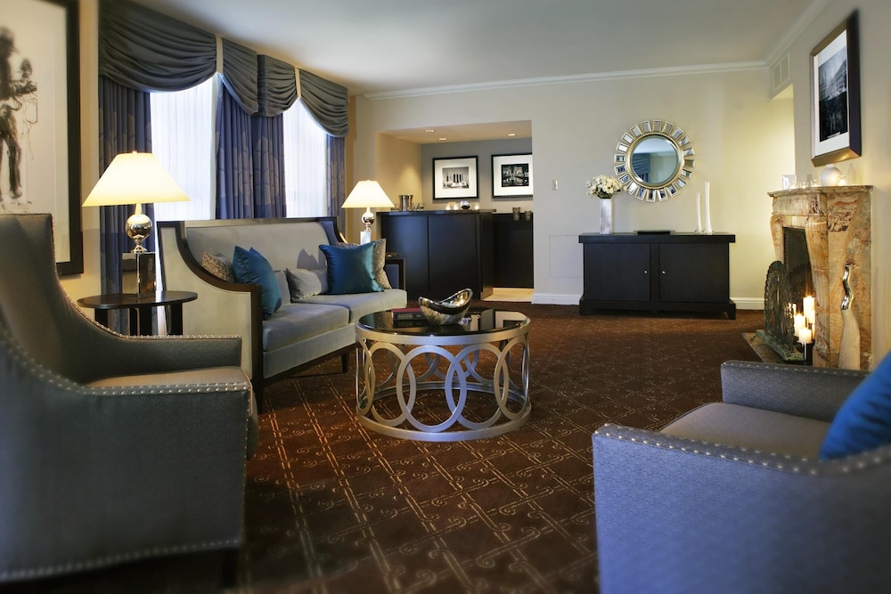 Palmer House a Hilton Hotel — Hotel rooms in Chicago, Illinois