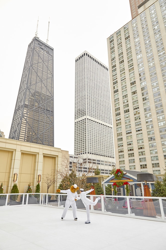 The Peninsula Chicago — Attractions in the area in Chicago, Illinois