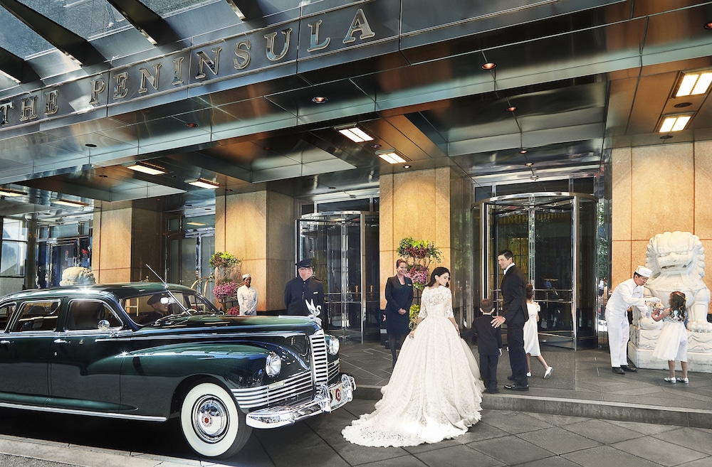 The Peninsula Chicago — Hotel building in Chicago, Illinois