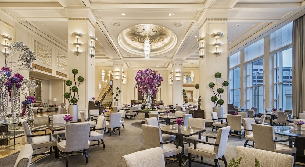 The Peninsula Chicago — Restaurant & bars in Chicago, Illinois