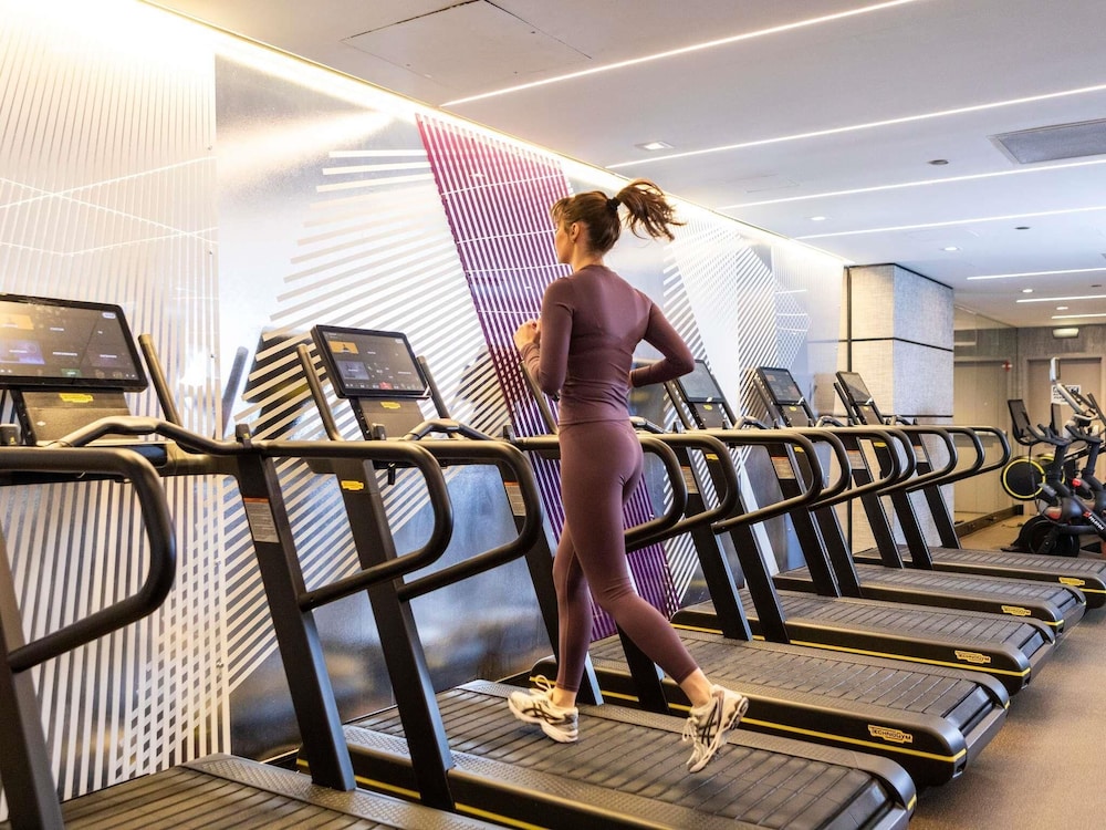Sofitel Chicago Magnificent Mile — Sports & recreation in Chicago, Illinois
